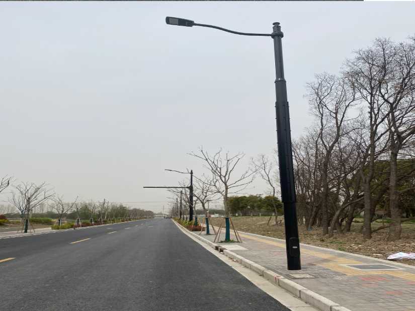 喀喇沁旗上海综合杆 太阳能路灯工程